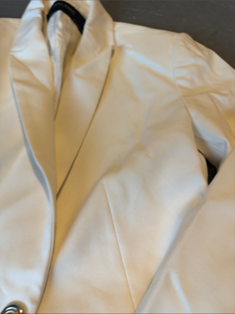 Zara White Single-Button Blazer with Gold Buttons - Picture 5 of 7